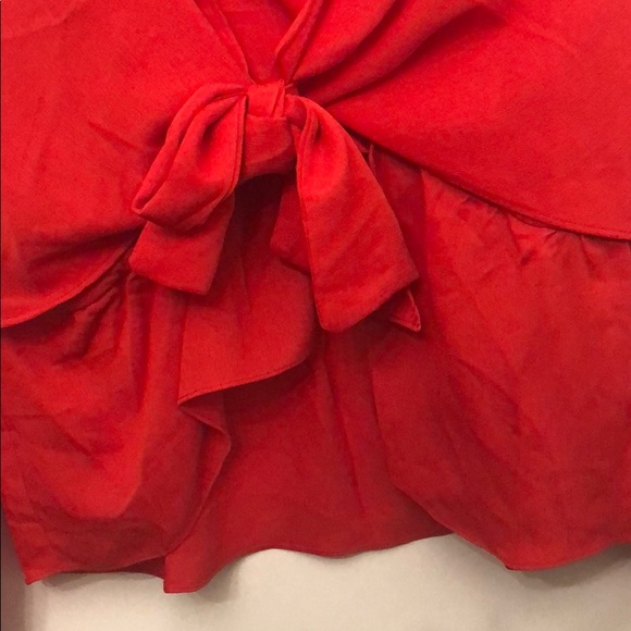 Beautiful red flowy top - Picture 3 of 5